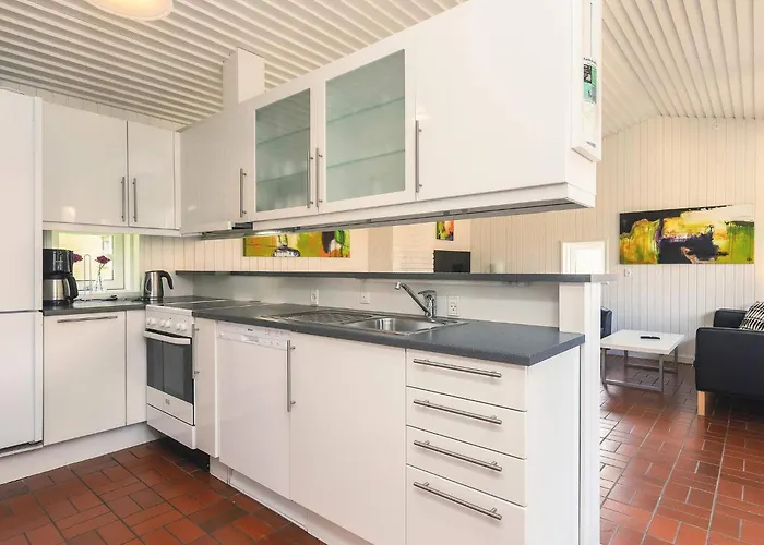 Home- Free Water Park Access *